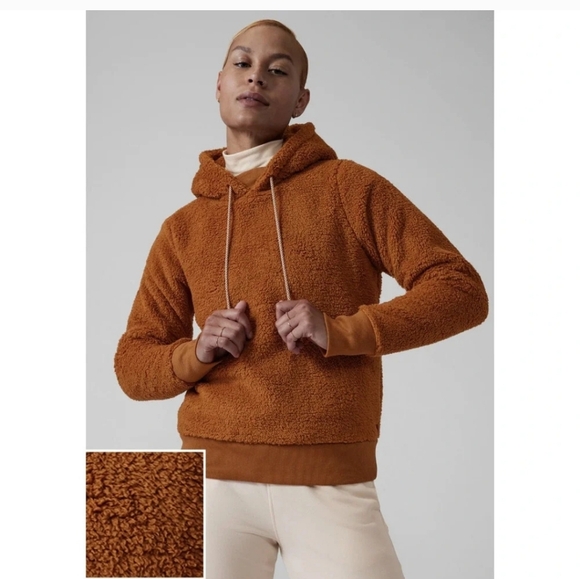 Athleta Tops - Athleta Sherpa Tugga Sz Med Cattail Brown Euc